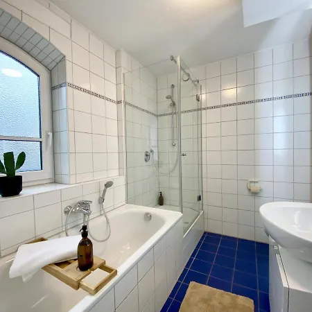 Design With Garden Perfect For 4 - Nespresso, Tv - 50m To Lake Wesslinger See, Worthsee, Ammersee, Pilsensee - A96 - S8 To Munich Appartamento *